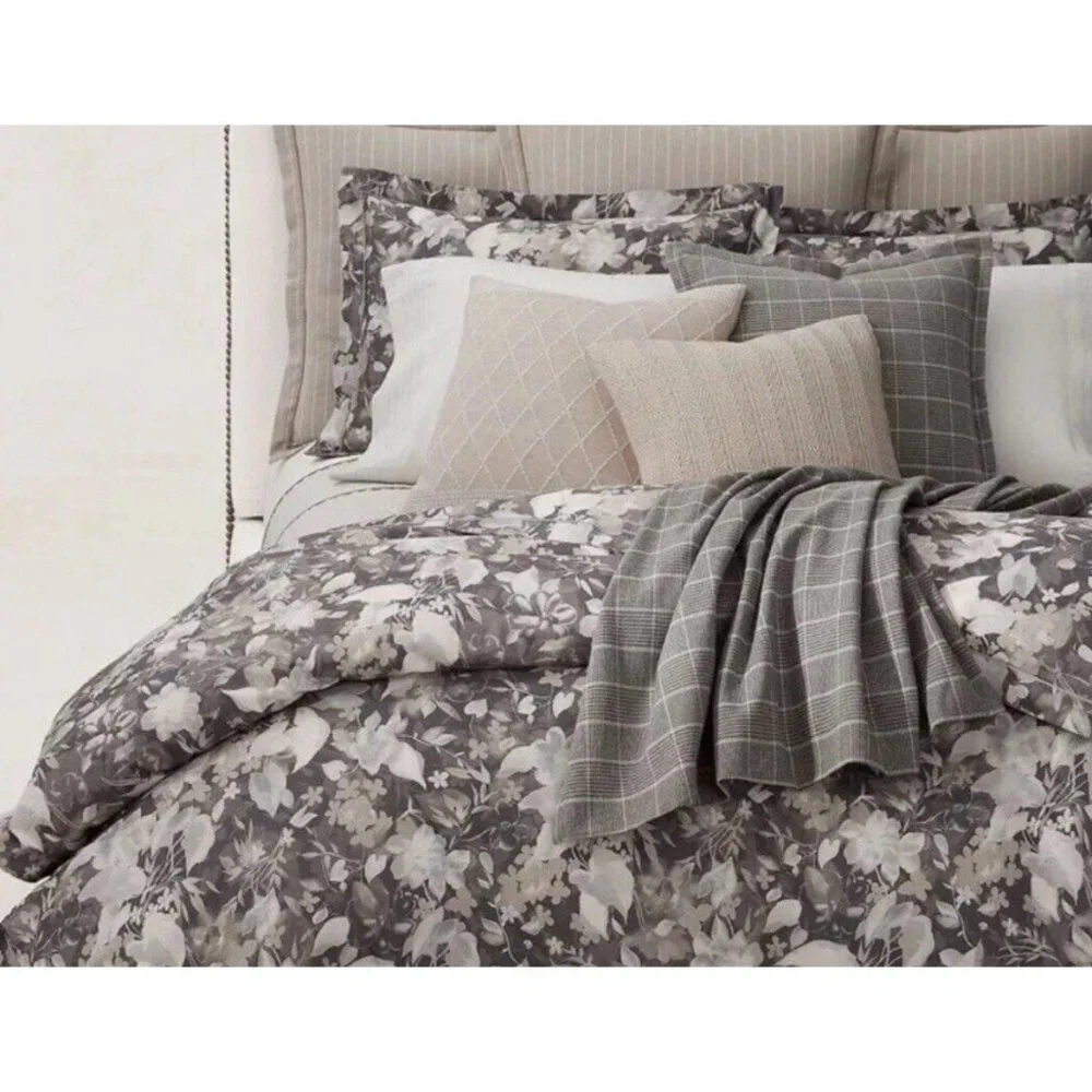 Ralph Lauren Home Avery Full/Queen Duvet Cover Grey Floral Chrysanthemum Heather